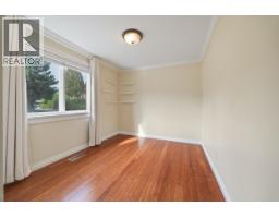 8200 Burnfield Crescent, Burnaby, BC V5E3W7 Photo 20