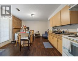 8200 Burnfield Crescent, Burnaby, BC V5E3W7 Photo 28