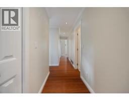 8200 Burnfield Crescent, Burnaby, BC V5E3W7 Photo 22