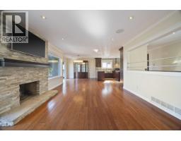 8200 Burnfield Crescent, Burnaby, BC V5E3W7 Photo 7