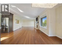 8200 Burnfield Crescent, Burnaby, BC V5E3W7 Photo 10