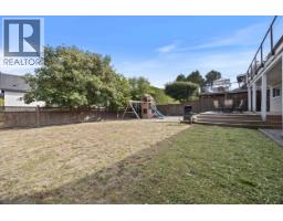 8200 Burnfield Crescent, Burnaby, BC V5E3W7 Photo 38