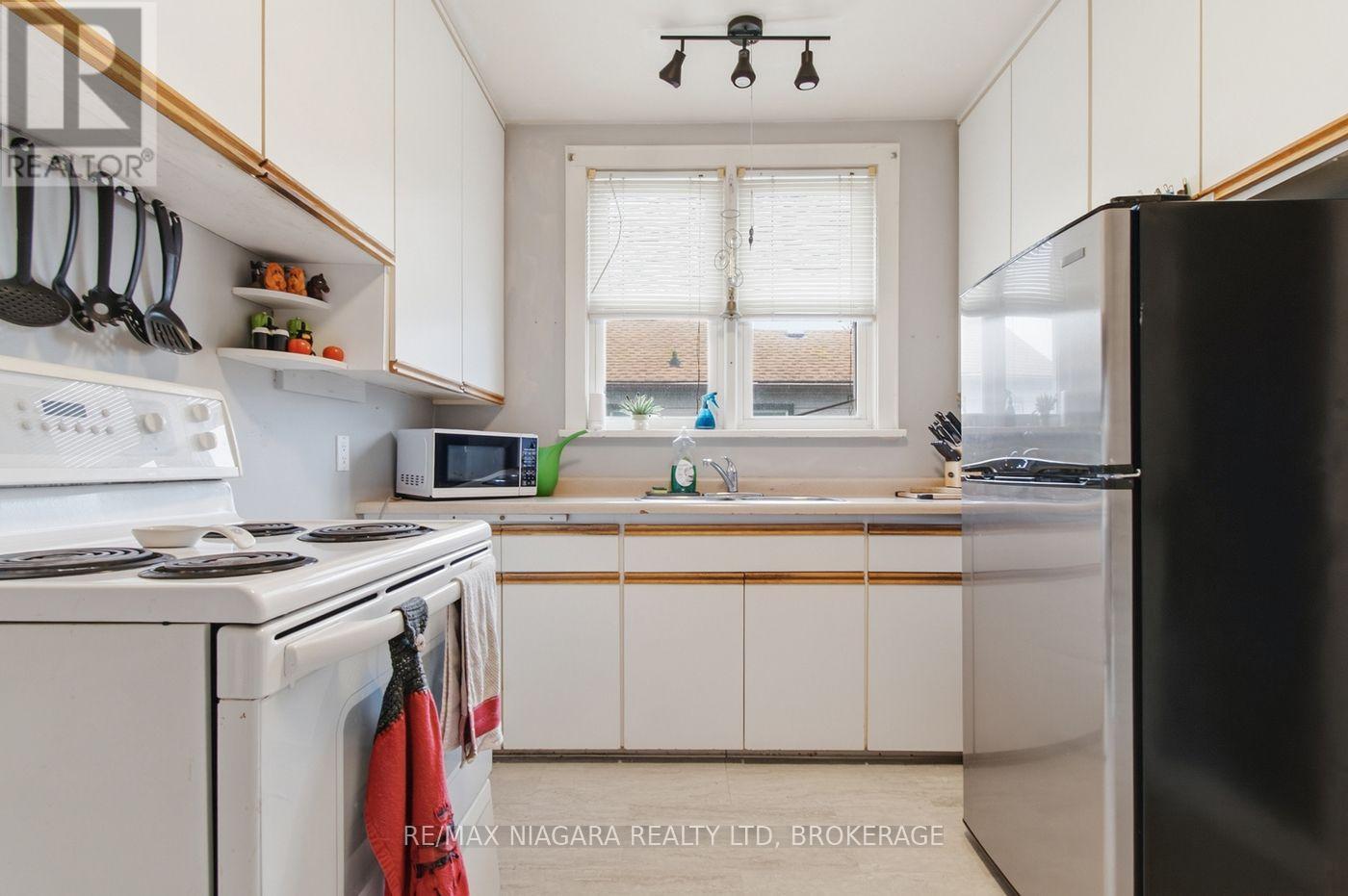 218 NEFF STREET - 17