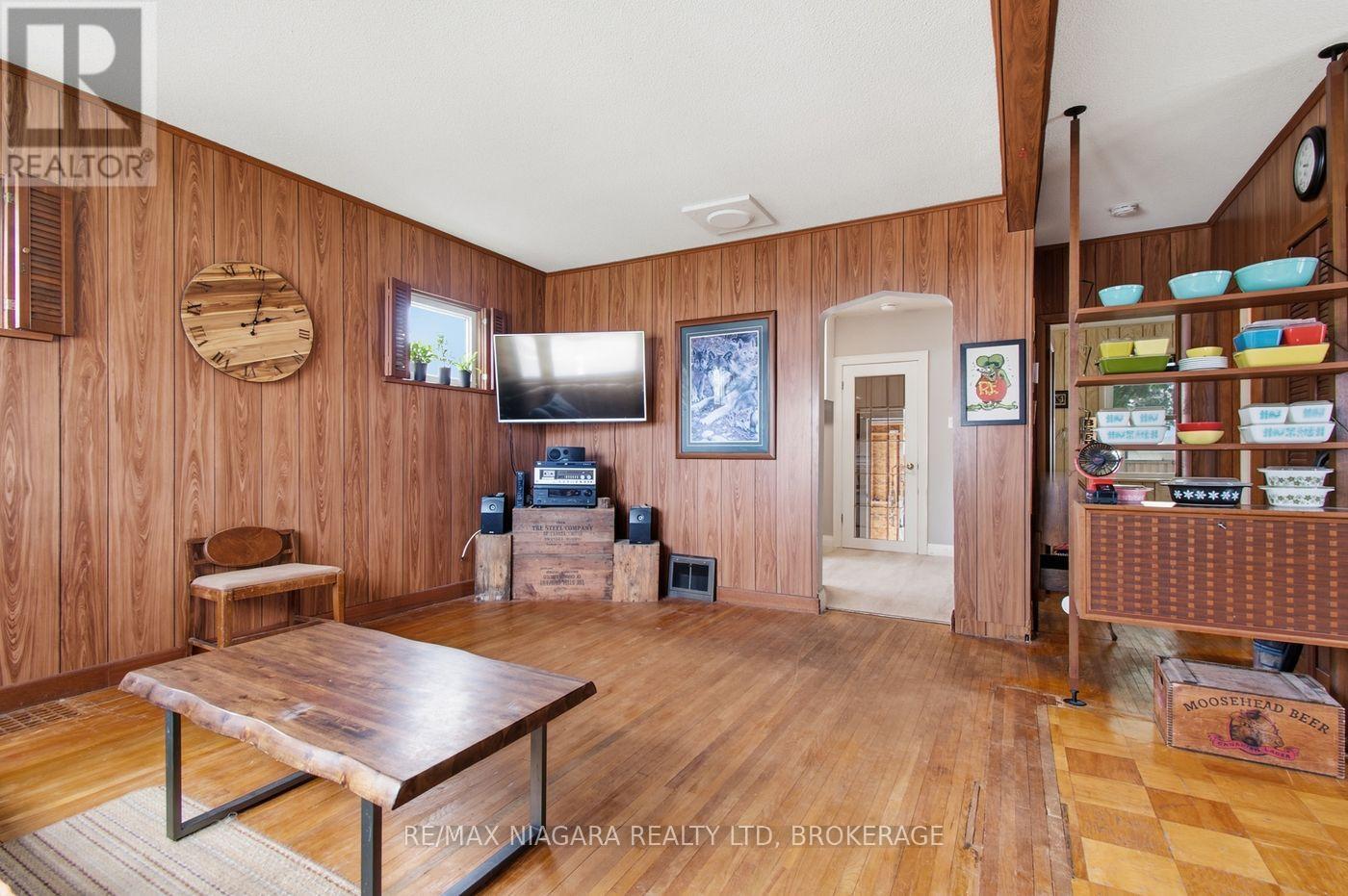 218 NEFF STREET - Image 21