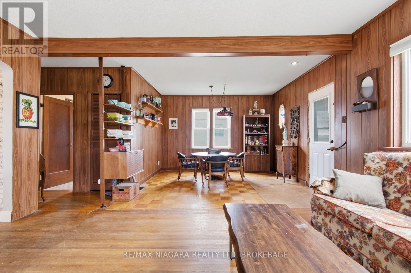 218 NEFF STREET - Image 24