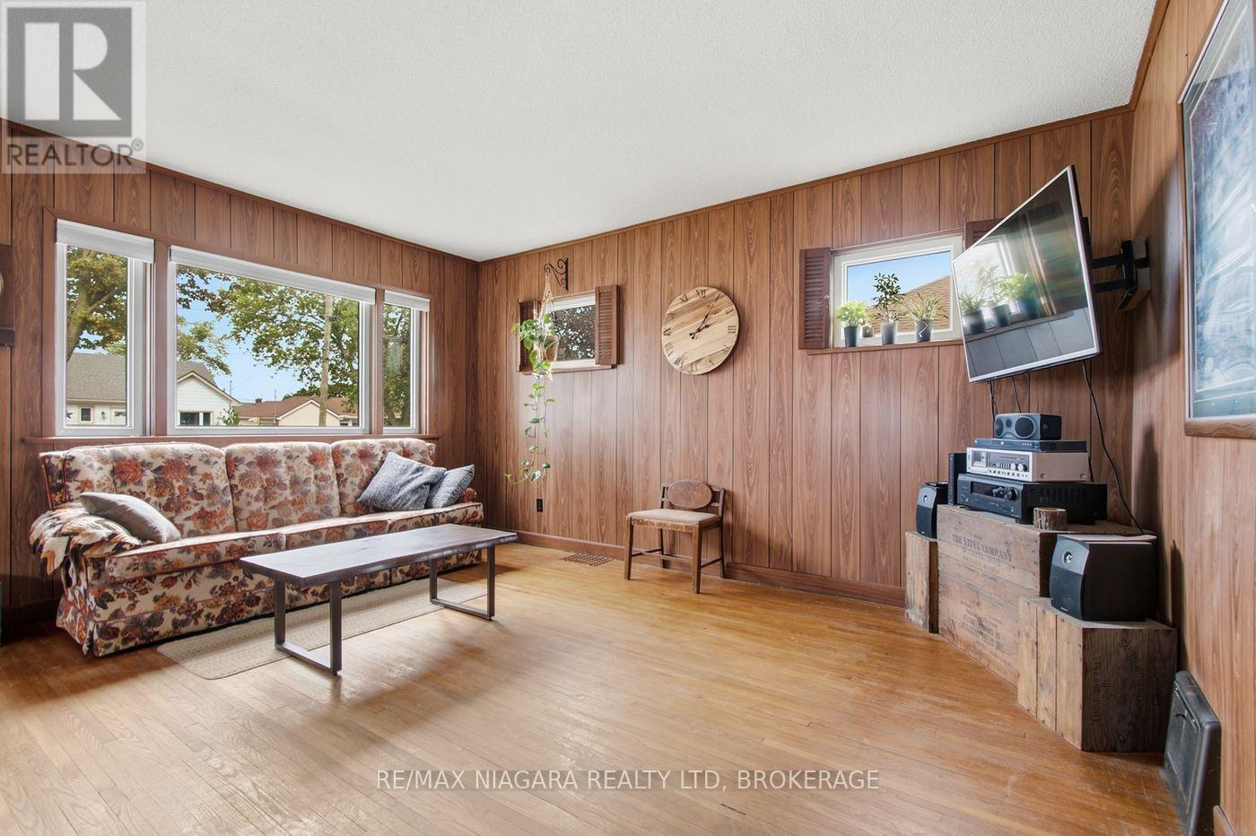 218 NEFF STREET - Image 30