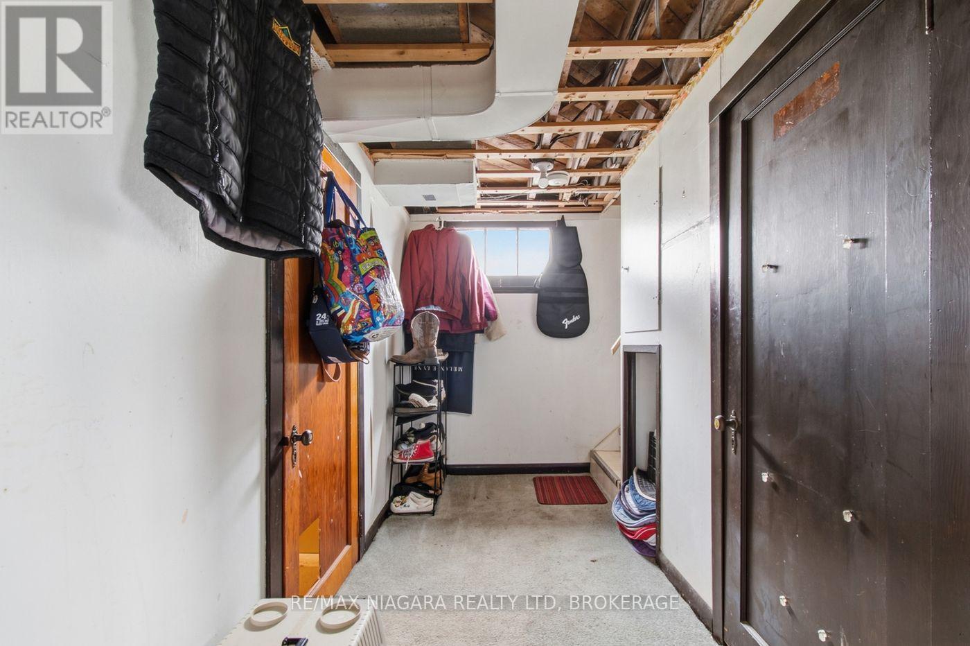 218 NEFF STREET - 32