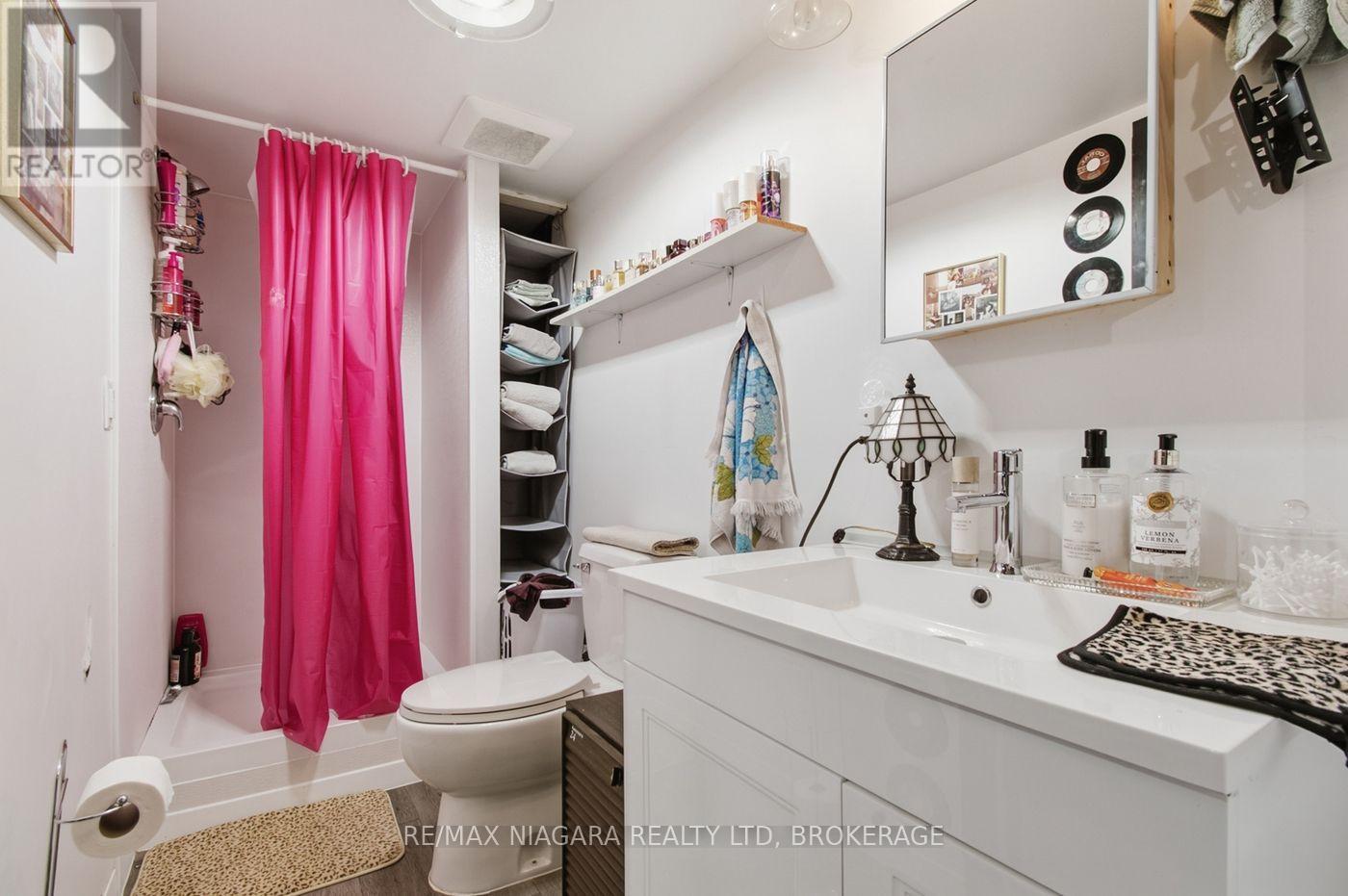 218 NEFF STREET - Image 34