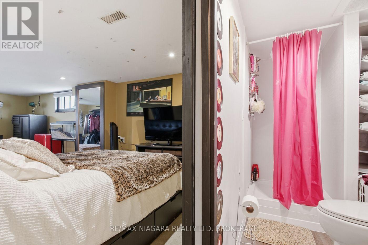 218 NEFF STREET - Image 35
