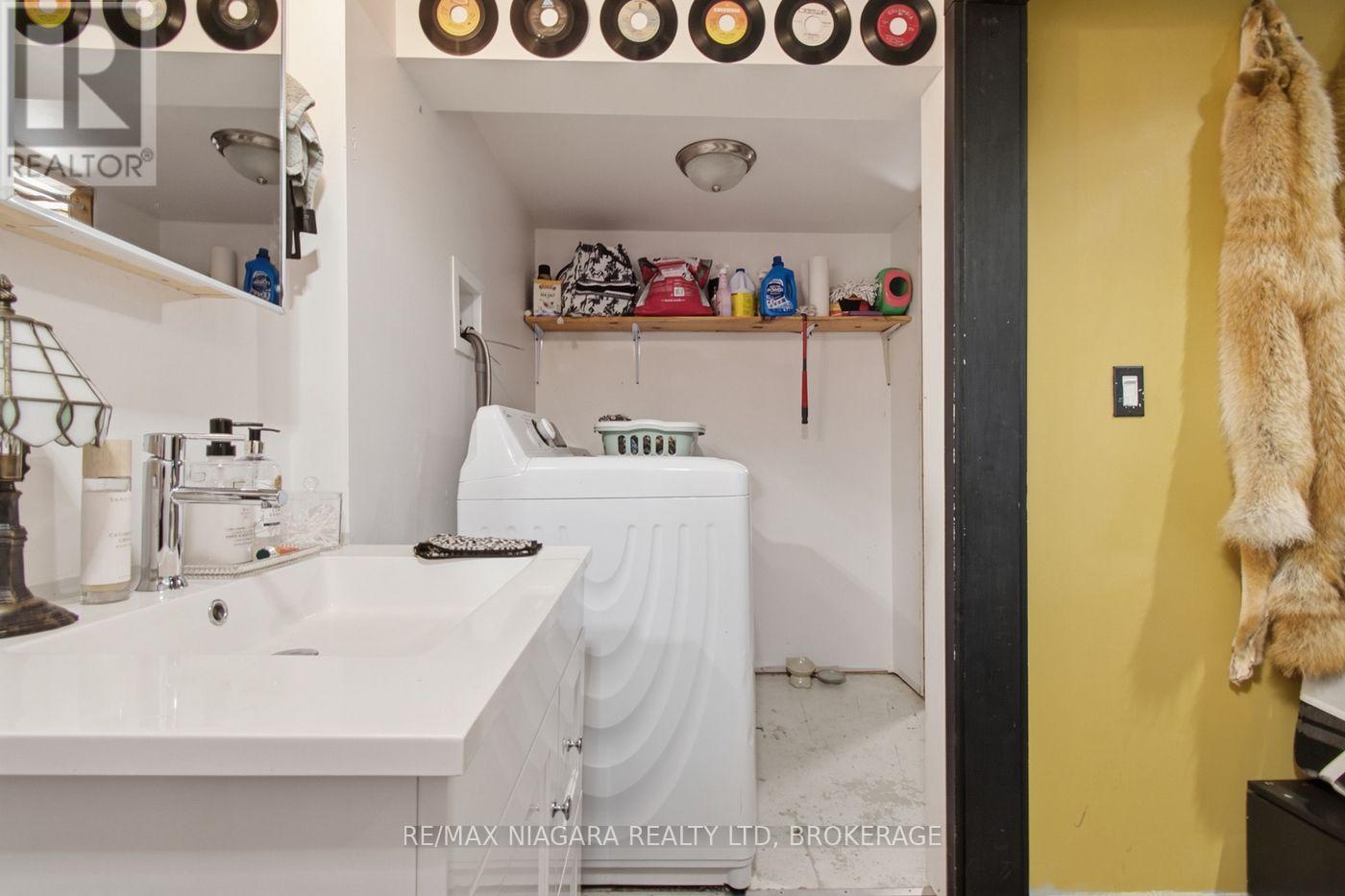 218 NEFF STREET - Image 37