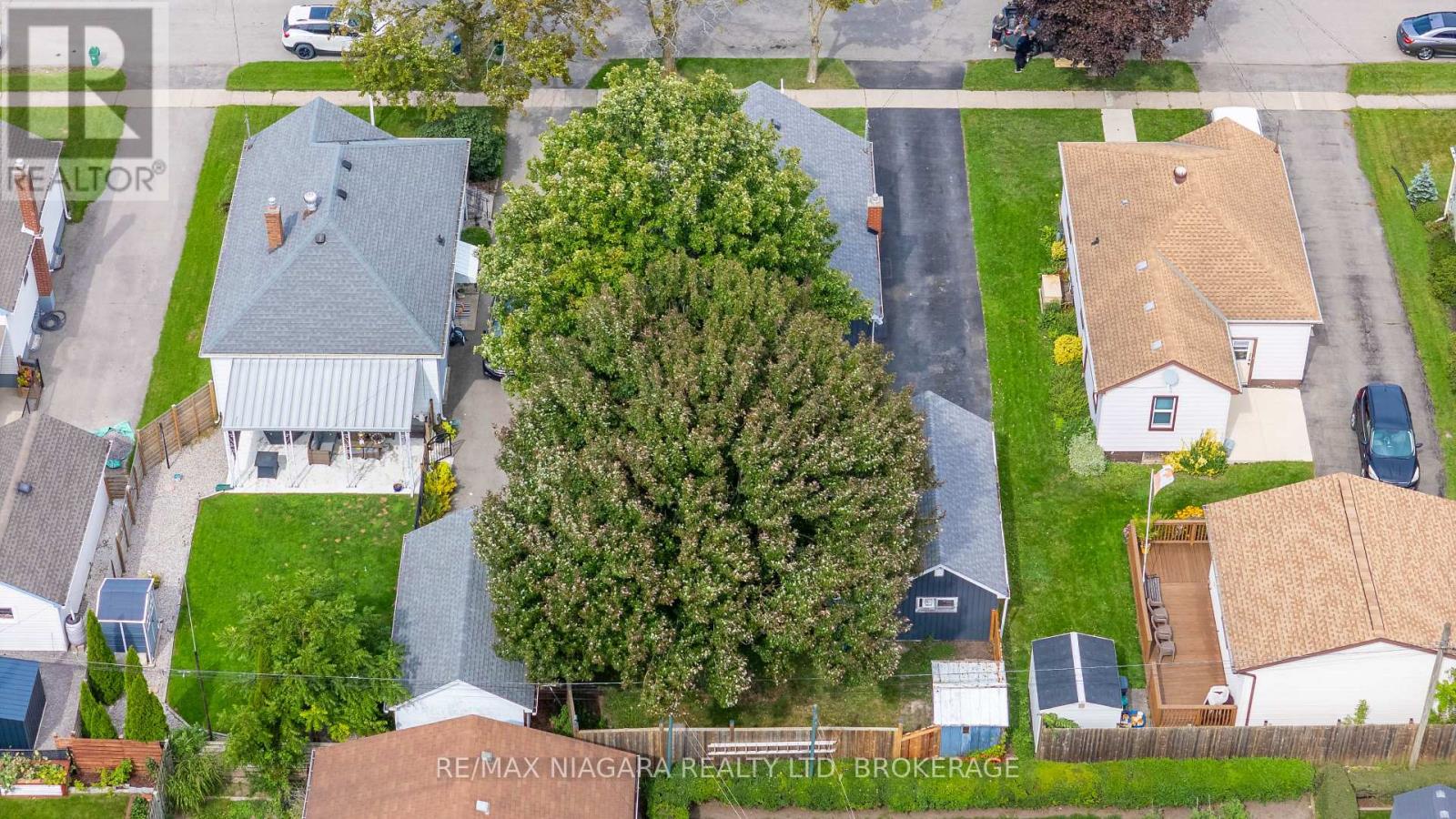218 NEFF STREET - 6