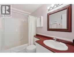 1933 Ash Wynd, Kamloops, BC V1S1X5 Photo 23