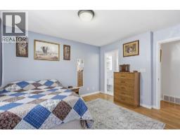 1933 Ash Wynd, Kamloops, BC V1S1X5 Photo 19