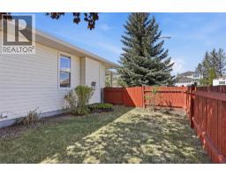 1933 Ash Wynd, Kamloops, BC V1S1X5 Photo 40