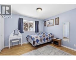 1933 Ash Wynd, Kamloops, BC V1S1X5 Photo 18