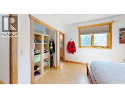 2455 Colin Crescent, Trail, BC V1R4T4 Photo 39