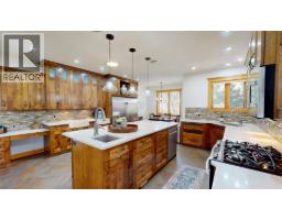 Recreation room - 2455 Colin Crescent, Trail, BC V1R4T4 Photo 15