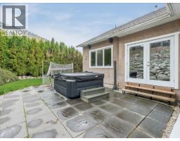 2455 Colin Crescent, Trail, BC V1R4T4 Photo 54