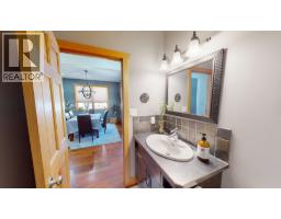 2455 Colin Crescent, Trail, BC V1R4T4 Photo 20
