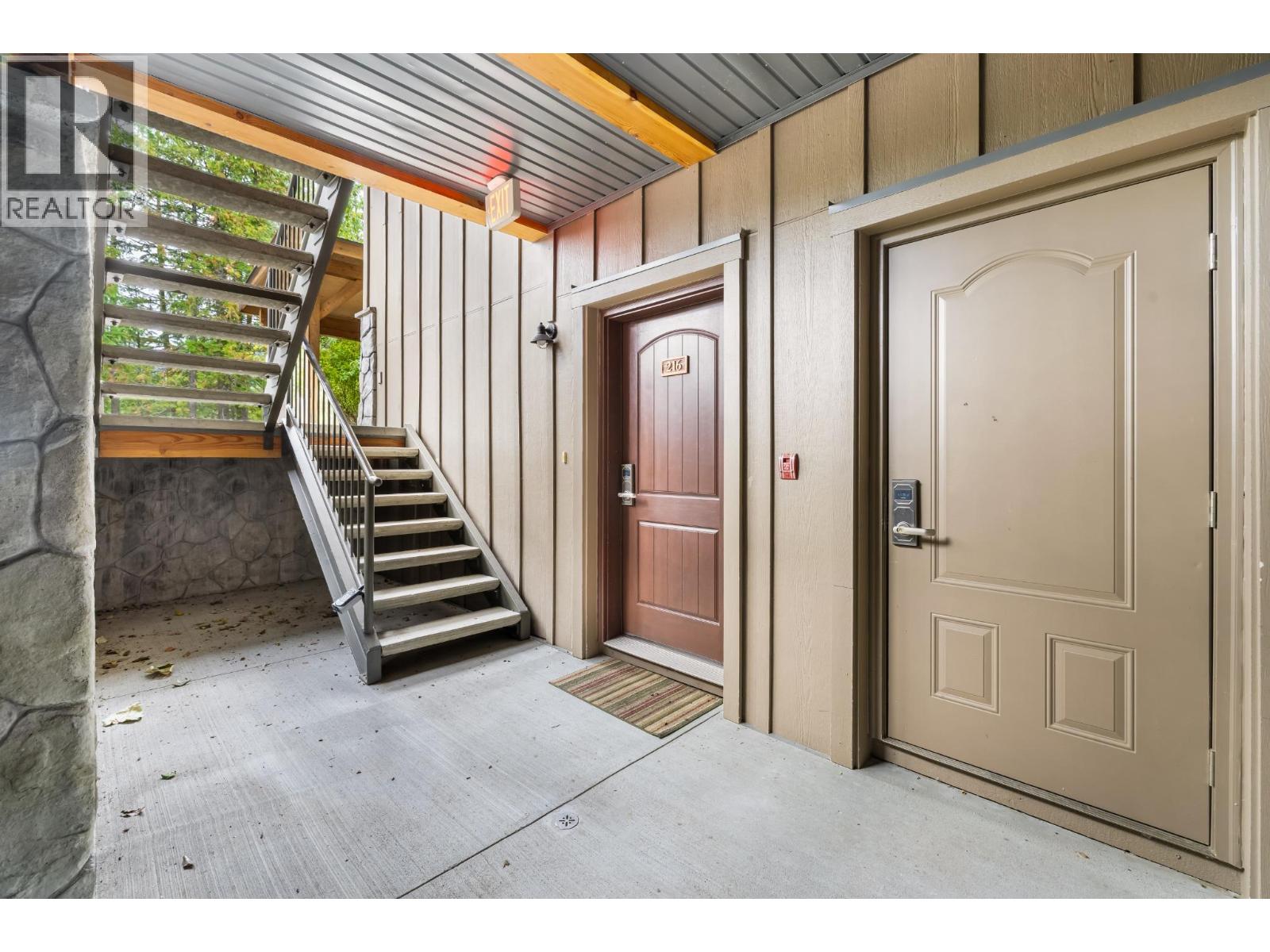 #216 16310 WOOLGAR Road - Image 26