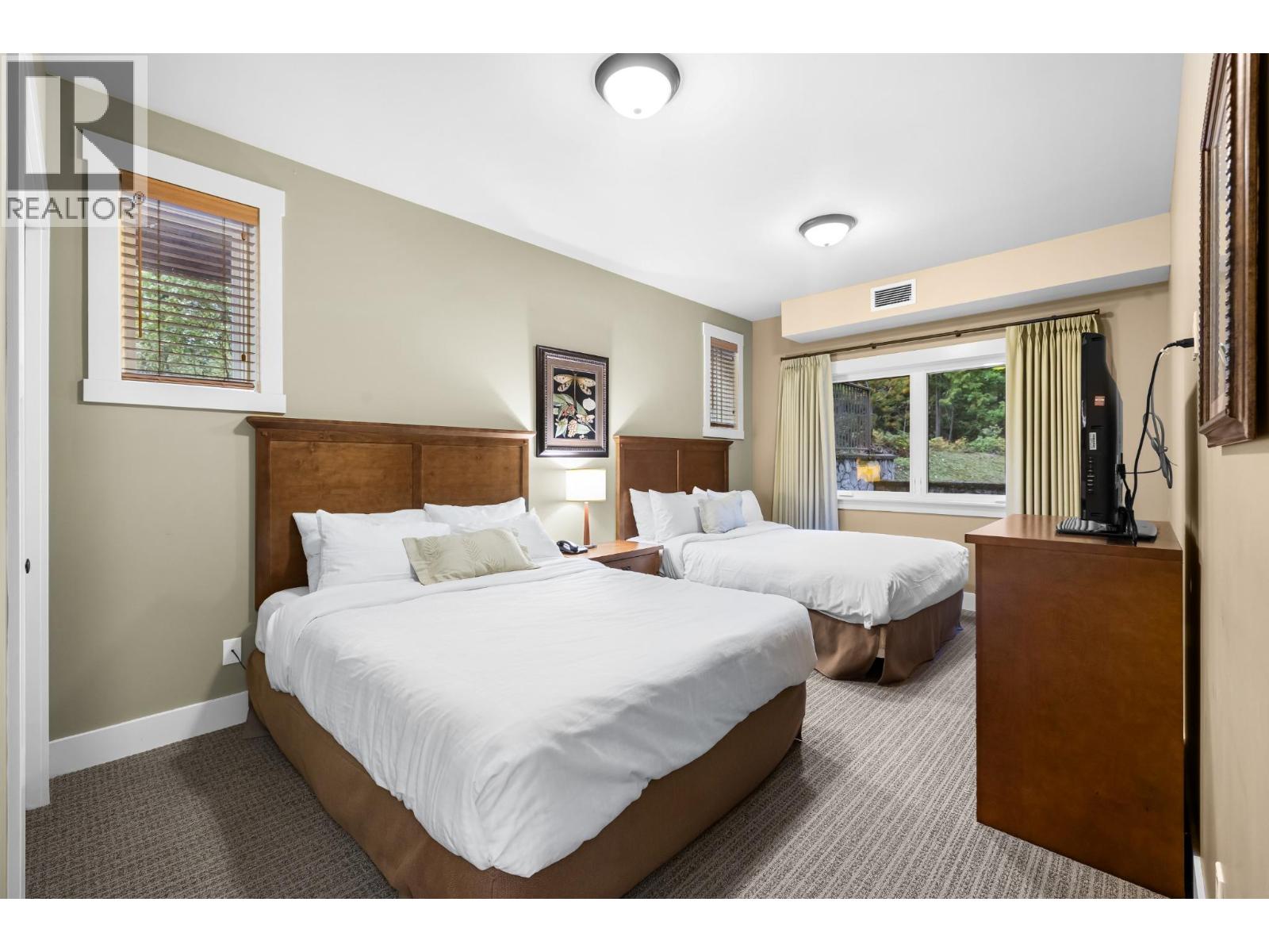 #216 16310 WOOLGAR Road - Image 17