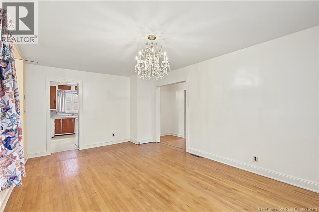330 Dundonald Street - Image 11