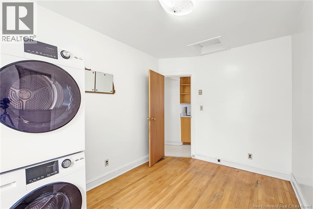 330 Dundonald Street - Image 23