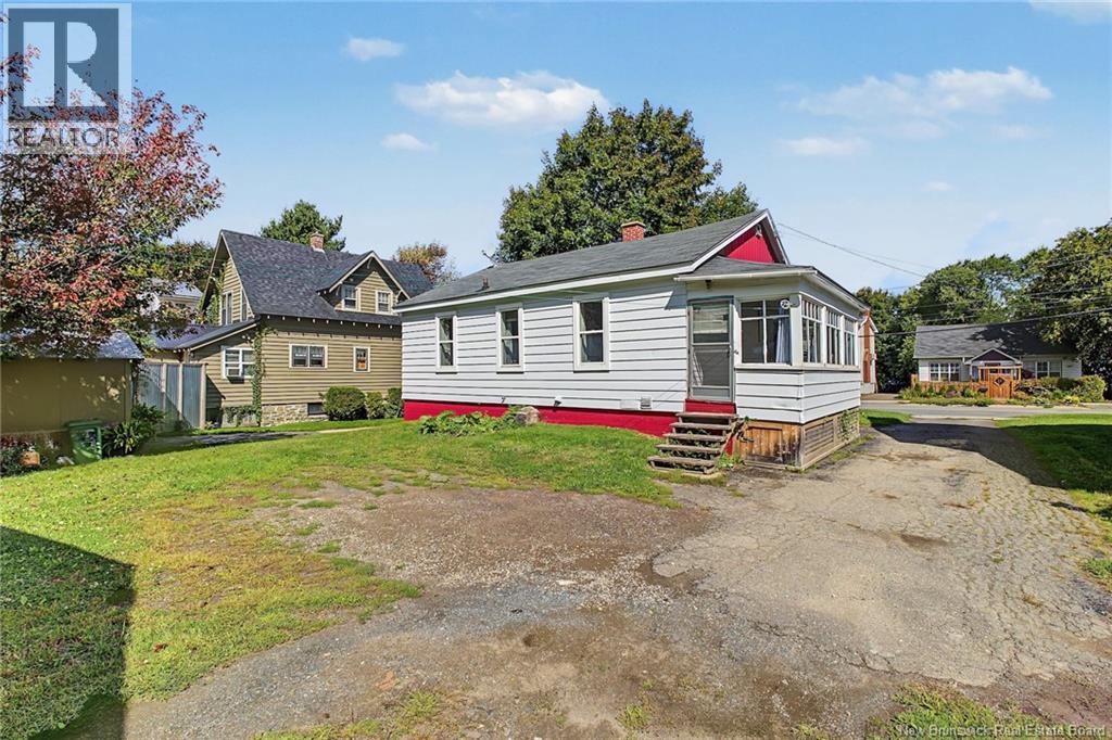 330 Dundonald Street - Image 29