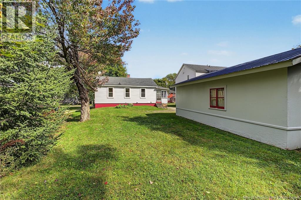 330 Dundonald Street - Image 33
