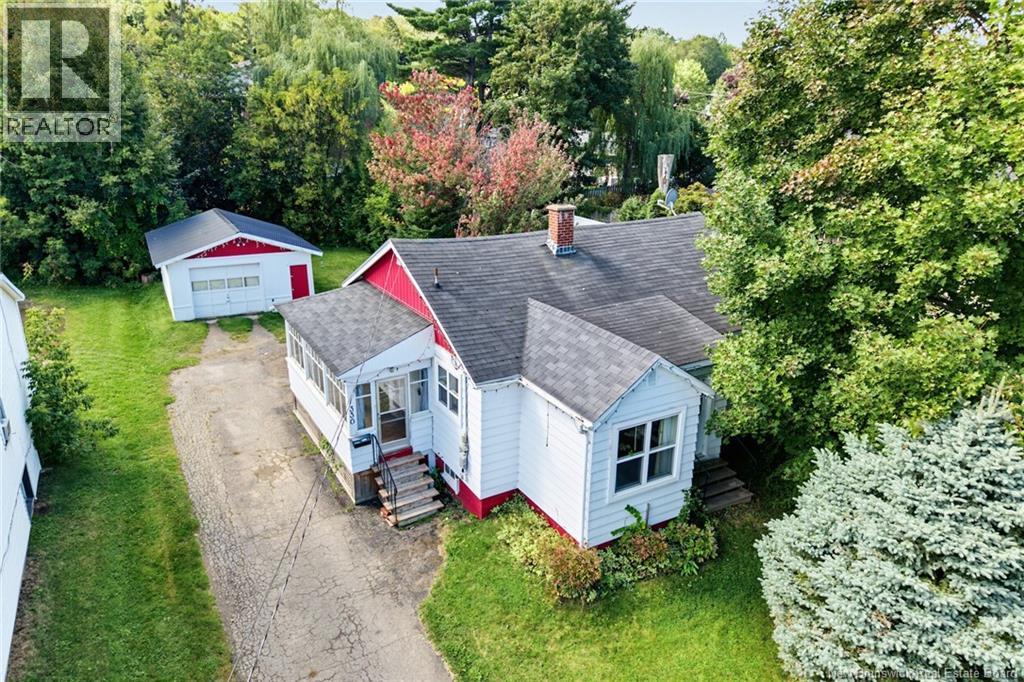 330 Dundonald Street, Fredericton, New Brunswick, E3B1X2, Fredericton, New Brunswick — photo 4 of 5
