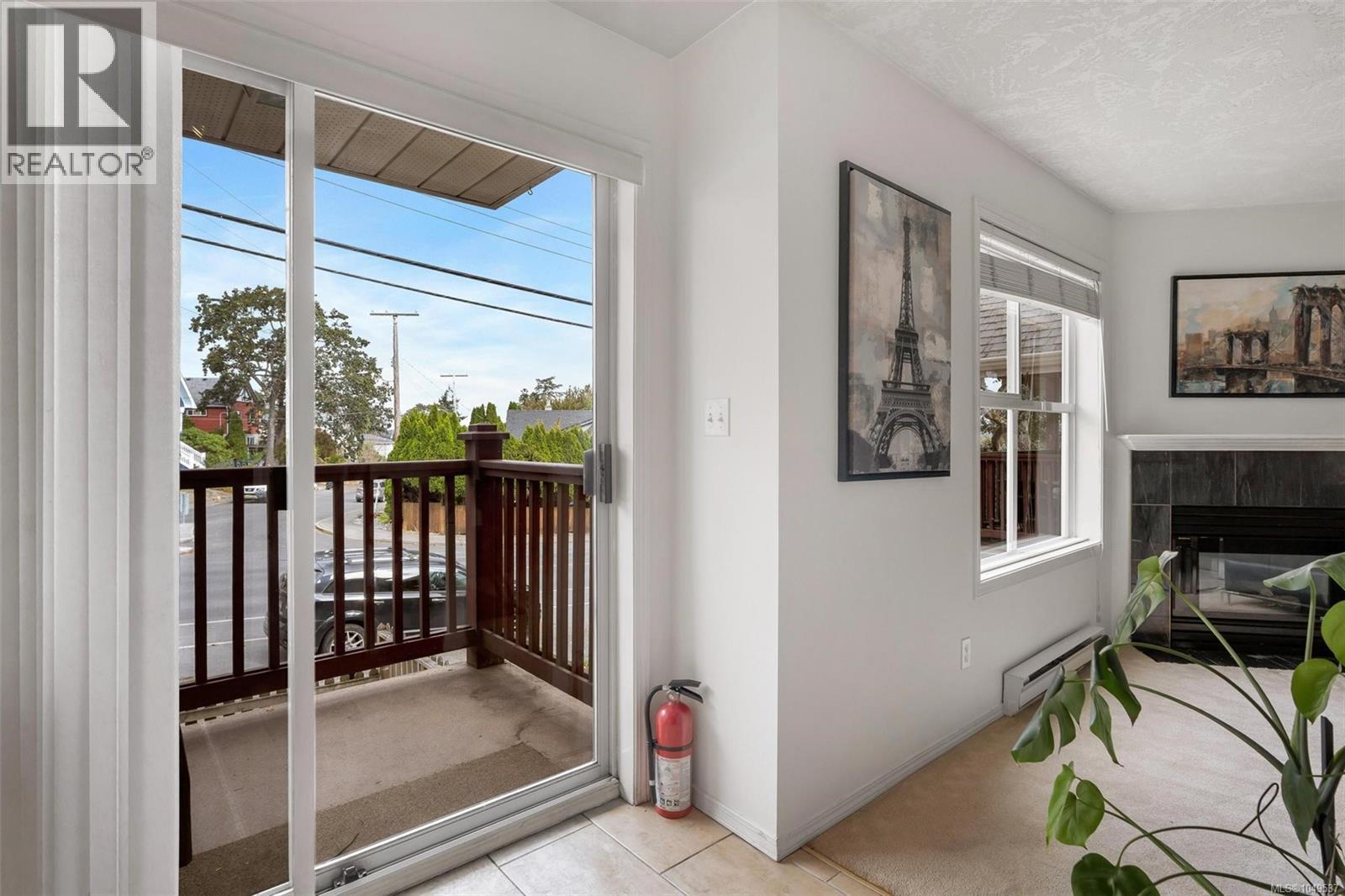 #305 1593 Begbie St - Image 26