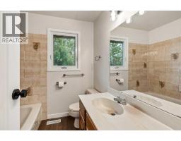 310 Kings Bay S, Lethbridge, AB T1K5G2 Photo 32