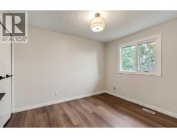 310 Kings Bay S, Lethbridge, AB T1K5G2 Photo 35