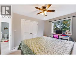 24 Fallingbrook Crescent, Lindsay, ON K9V0B3 Photo 22