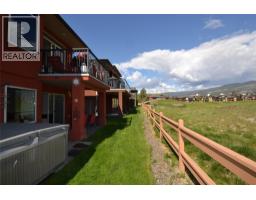 Kitchen - 2148 Serrento Lane, West Kelowna, BC V4T3G3 Photo 13