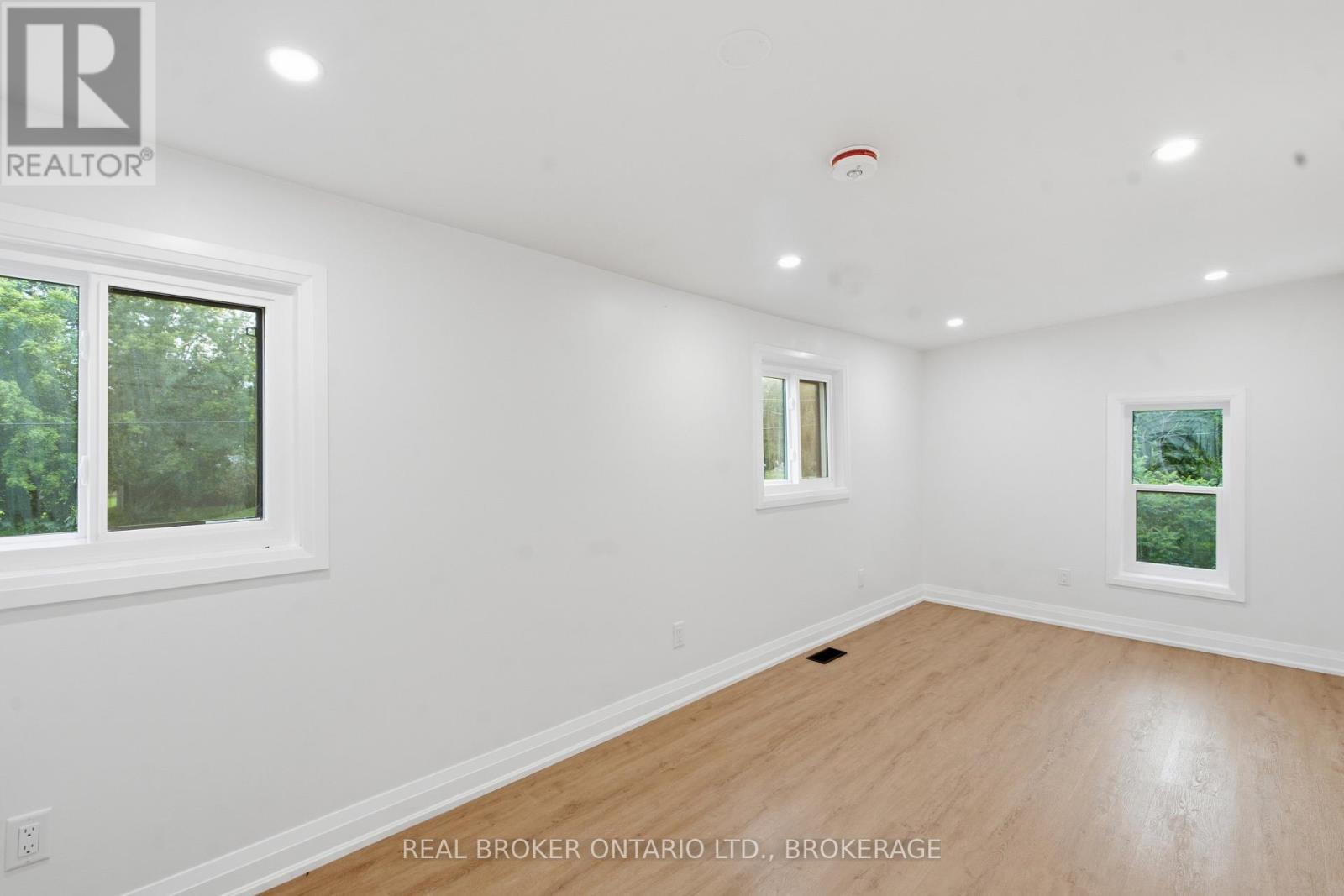 13 ELM STREET - 29