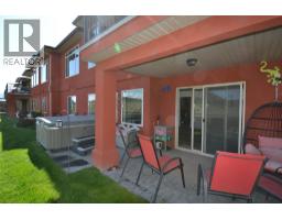 Living room - 2148 Serrento Lane, West Kelowna, BC V4T3G3 Photo 12