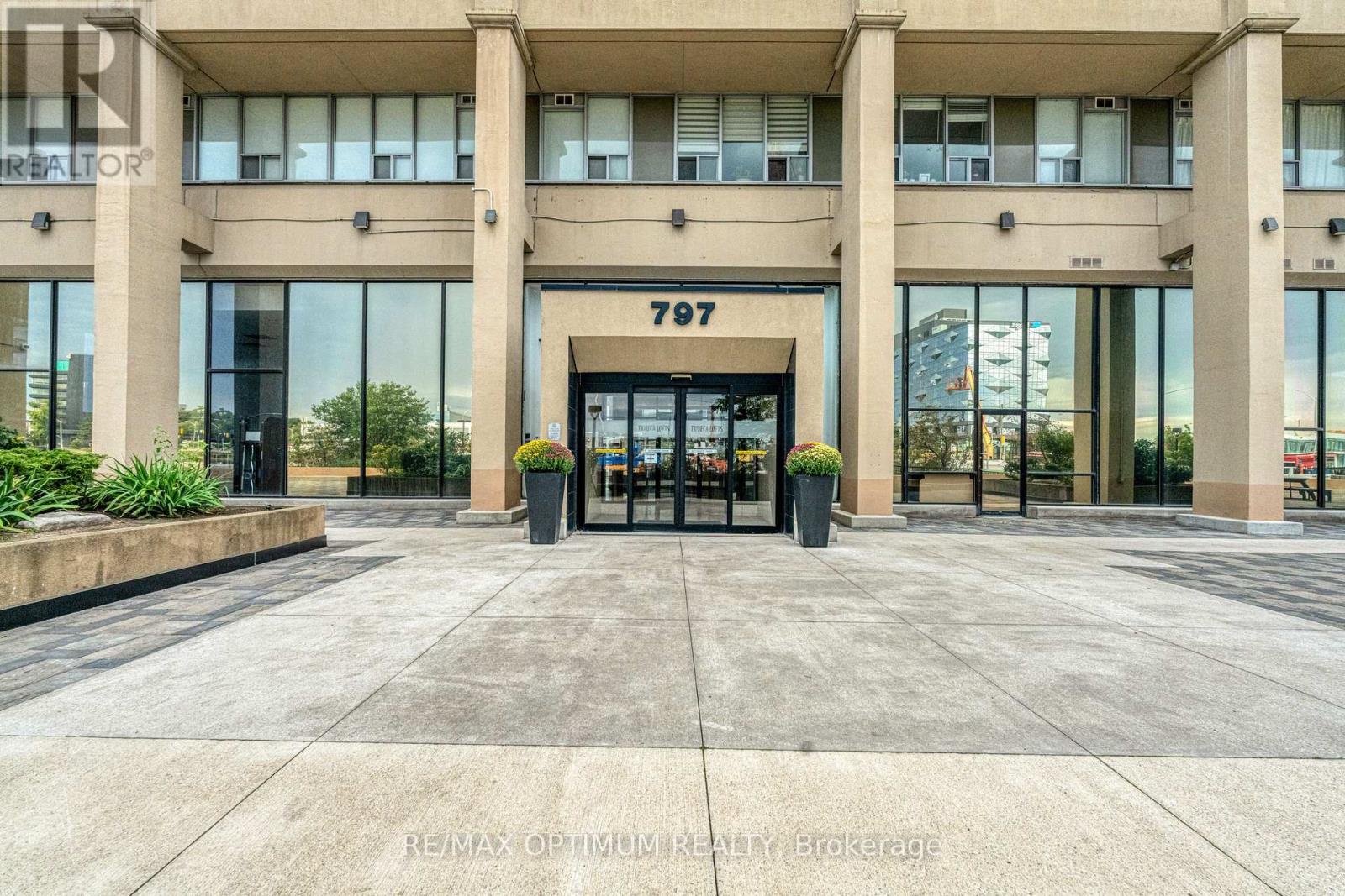 Photo of UPH211 - 797 DON MILLS ROAD