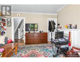 Kitchen - 195 Grace Street, Toronto, ON M6G3A7 Photo 6