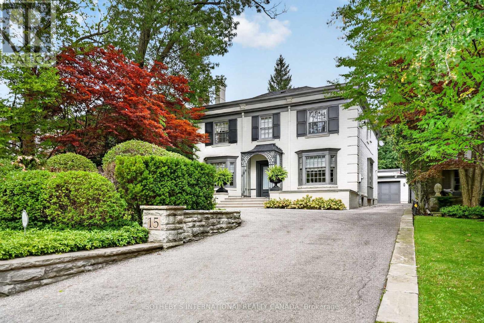 Photo of 15 ALEXANDRA WOOD