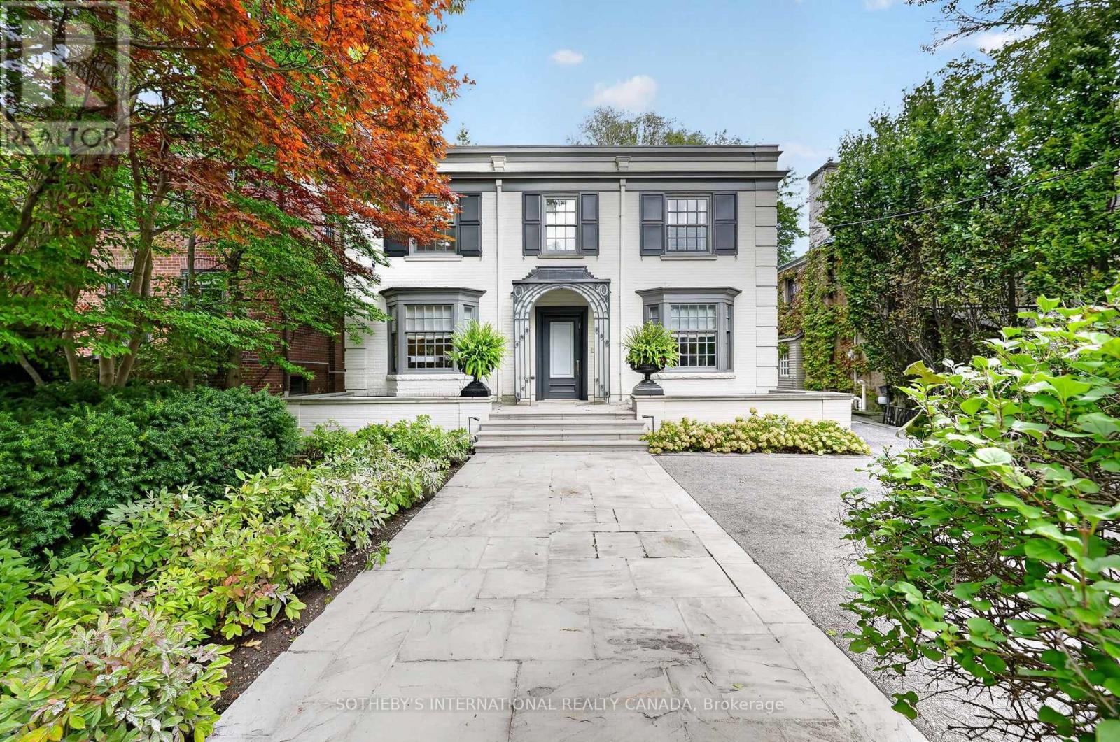 Photo of 15 ALEXANDRA WOOD