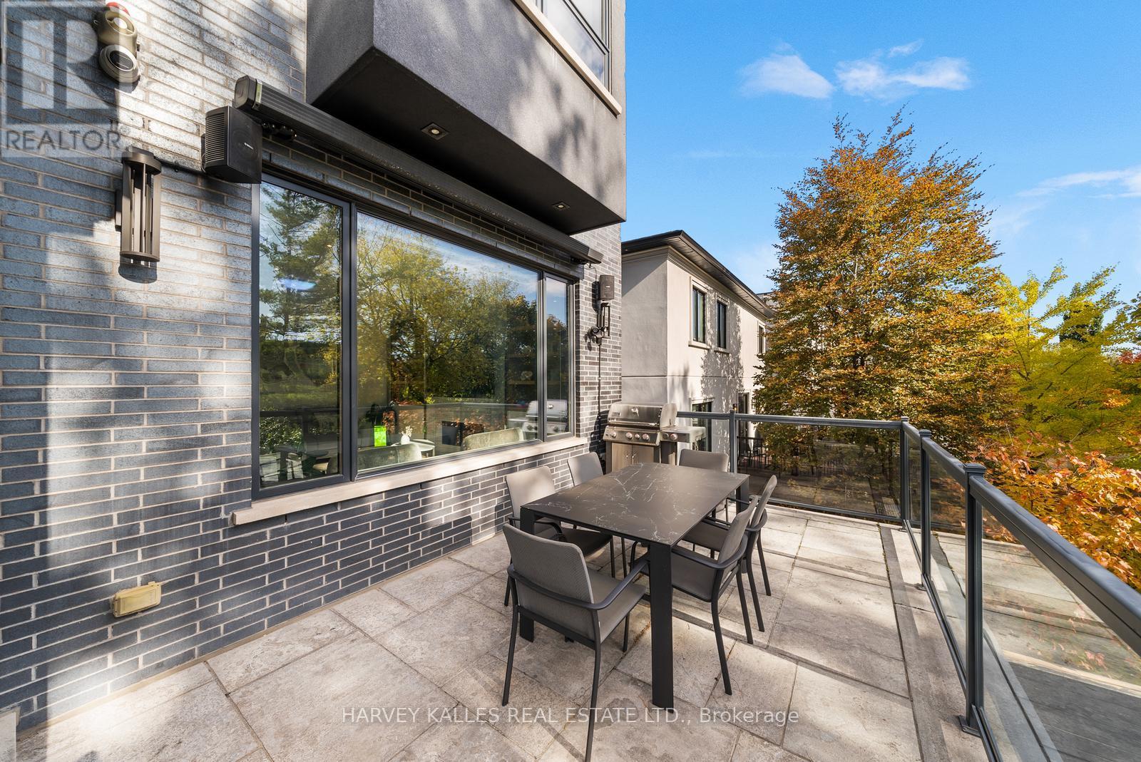 75 BANNOCKBURN AVENUE - 18