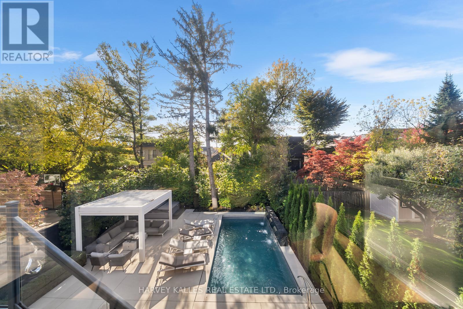 75 BANNOCKBURN AVENUE - 19