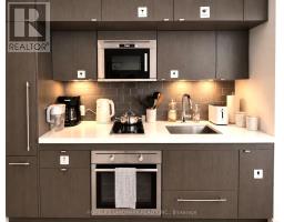 2206 - 155 Yorkville Avenue, Toronto, ON M5R0B4 Photo 9
