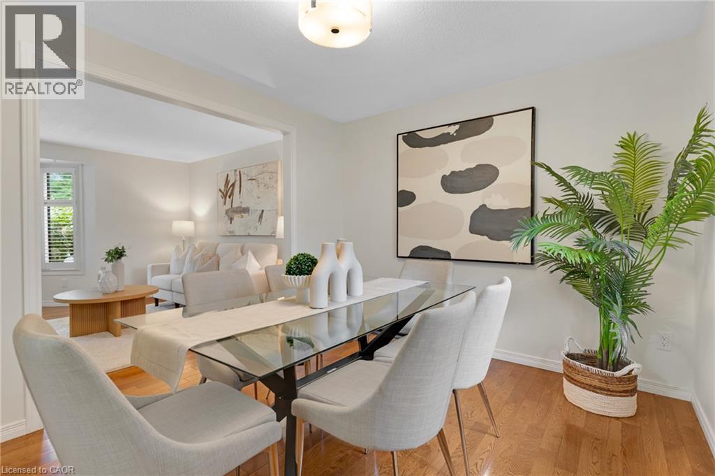 7 UNDERHILL Crescent - Image 7