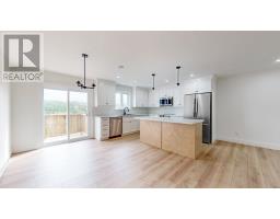 33 Gosses & Rogers Crescent thumbnail 9
