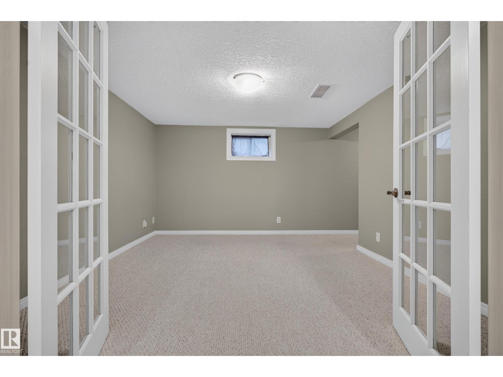 8512 74 Av NW, Avonmore — photo 27 of 30