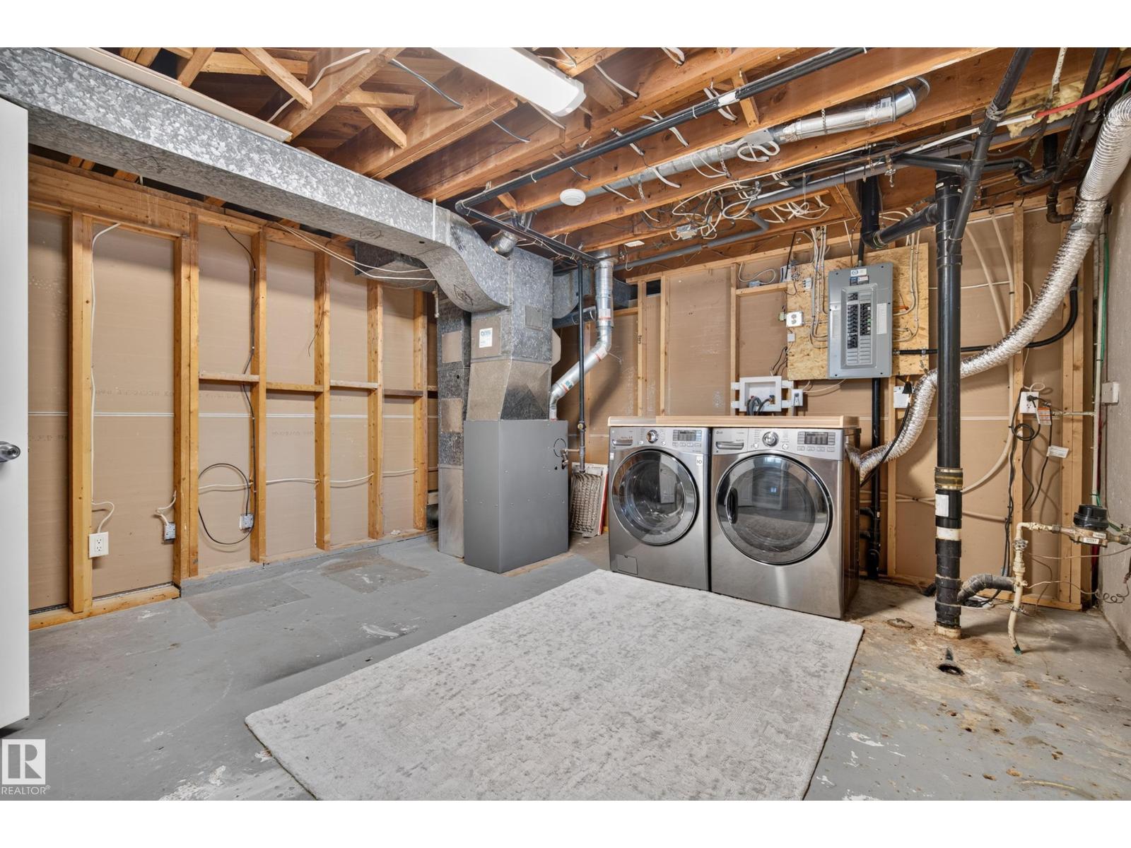 8512 74 AV NW - 34