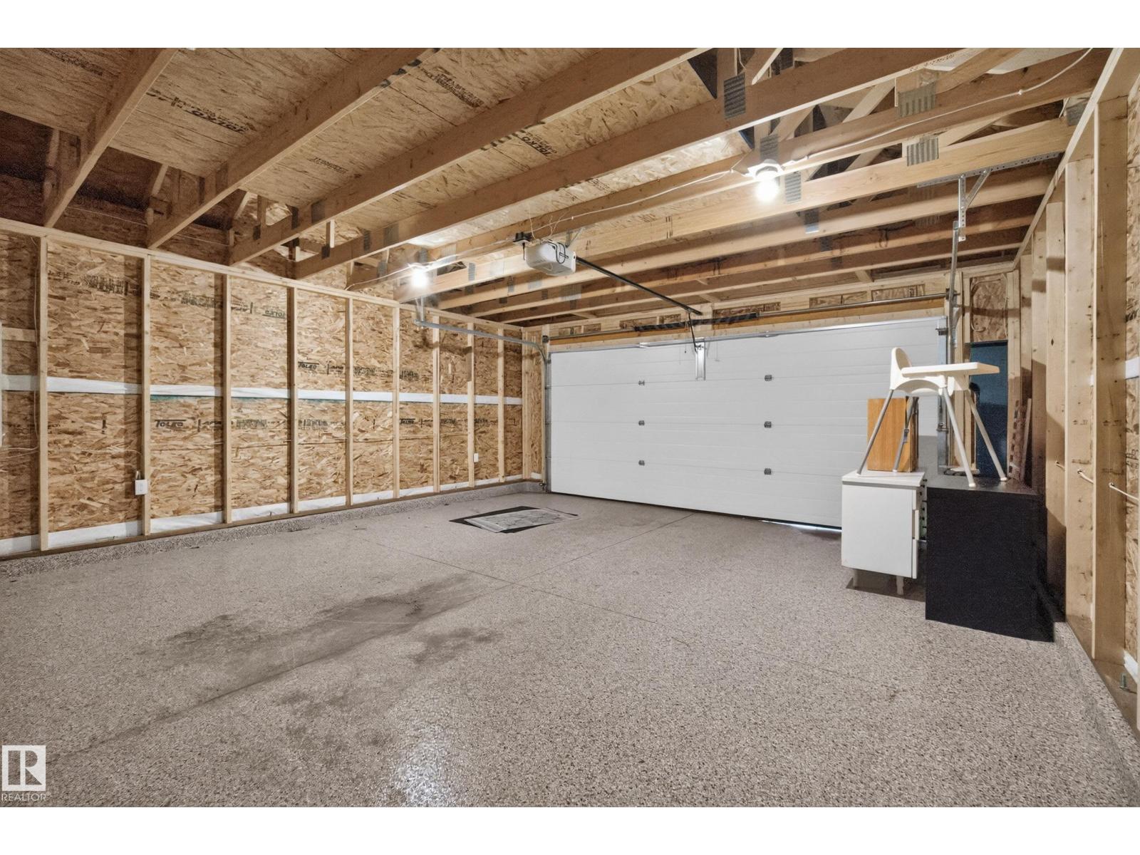 8512 74 AV NW - 35