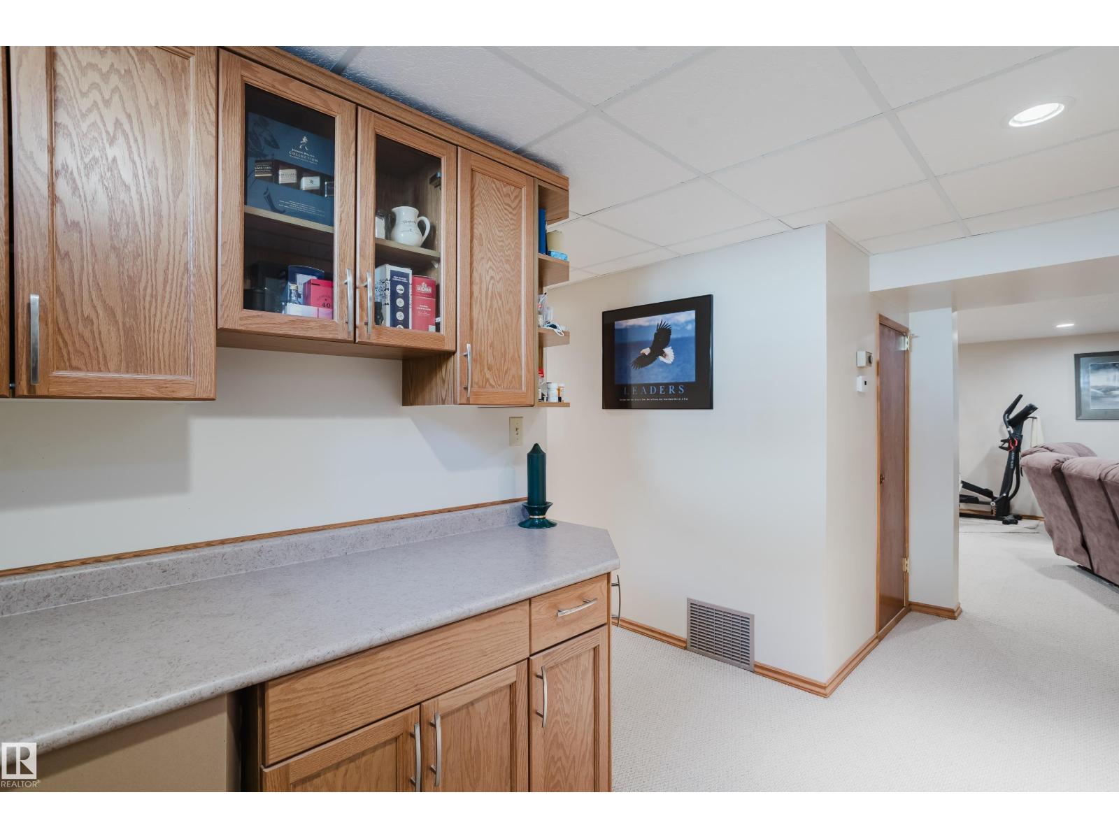10924 35A AV NW - Image 31